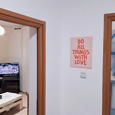 Promenade Apartment In City Centre Berat Extérieur photo