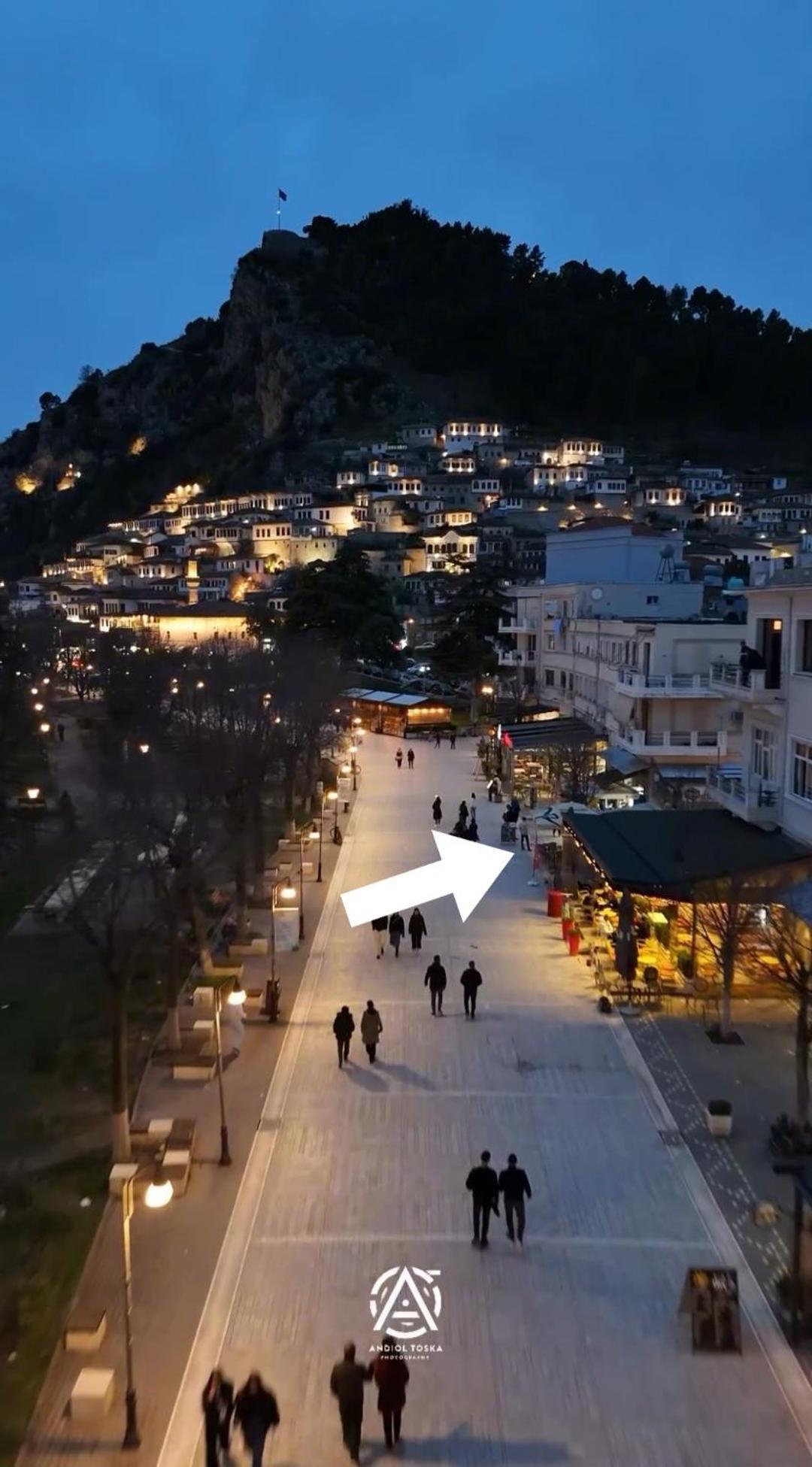 Promenade Apartment In City Centre Berat Extérieur photo