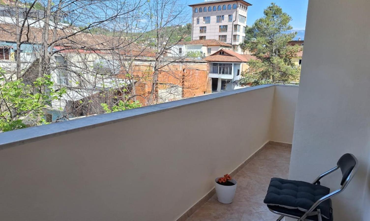 Promenade Apartment In City Centre Berat Extérieur photo